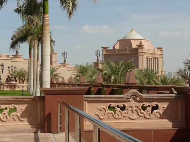 59-fragment_emirates_palace_hotel.jpg