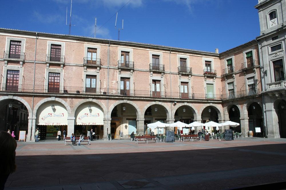 101-plaza_del_mercado_chico_w_avila.jpg