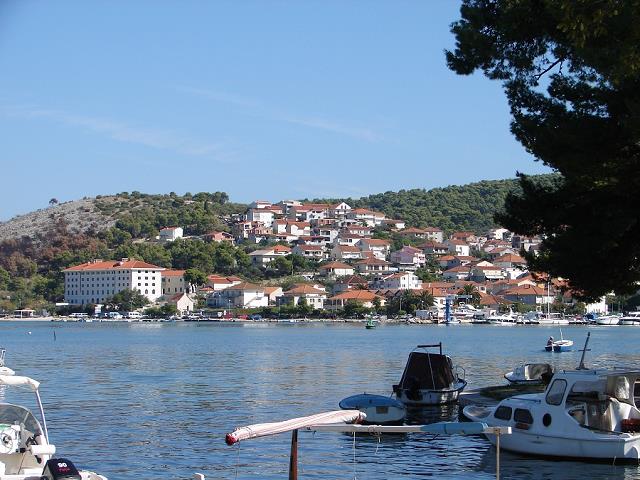 72-fragment_miasta_trogir_i_portu.jpg