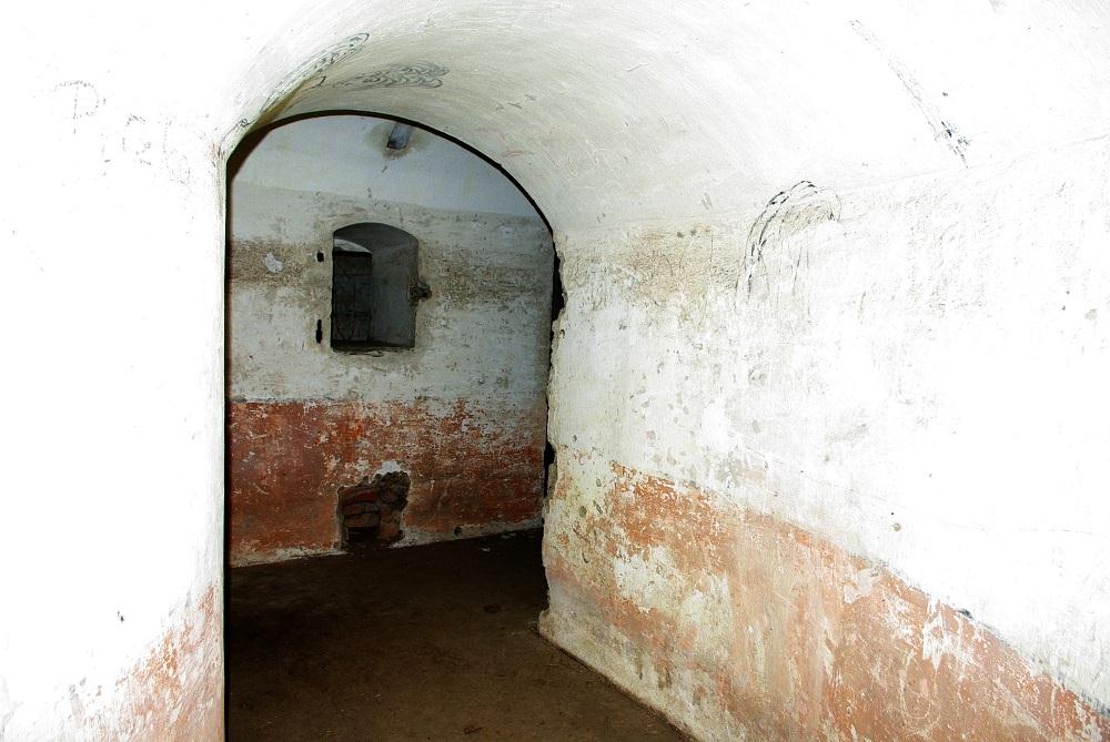 27-fort_1_salis_soglio_siedliska-fragment_korytarza.jpg