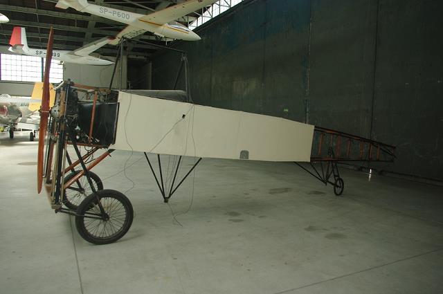 04-bleriot_xi_-_francja_1911.jpg