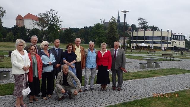 19-l-_wiesia-ewa-jacek-wiesia-jan-andrzej-alina-jozek-jurek-janina-janusz.jpg