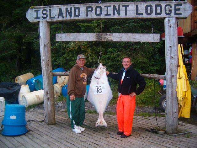 67-alaska-lipiec-23-2006-halibut-98_lbs-_64_inch-wojtek_palczewski.jpg