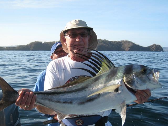 64-rooster_fish-ryba_kogut_-_uwolniona-pod_ochrona-papagayo_bay.jpg