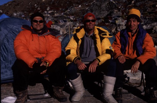 02-Od lewej-Eugeniusz Chomczyk-Ryszard Pawlowski-Edward Boachnak-podczas wyprawy na Ama Dablam