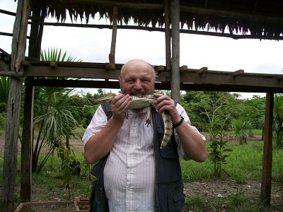 12-Dziki Mietek i maly krokodyl - Peru