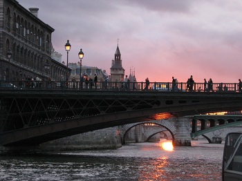Paryz - mosty na Sekwanie