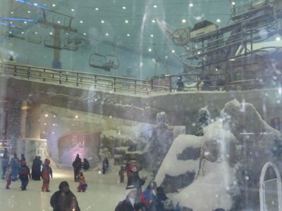 06-Kryty stok narciarciarski w Emirates Mall