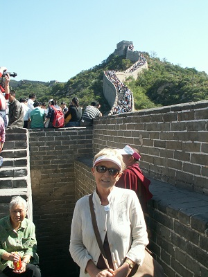 Dorota zwiedza chinski mur w Badaling