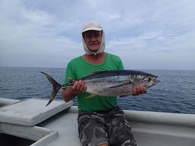 06-Jozek i jego yellowfin tuna-Pacyfik-listopad-2013-Panama